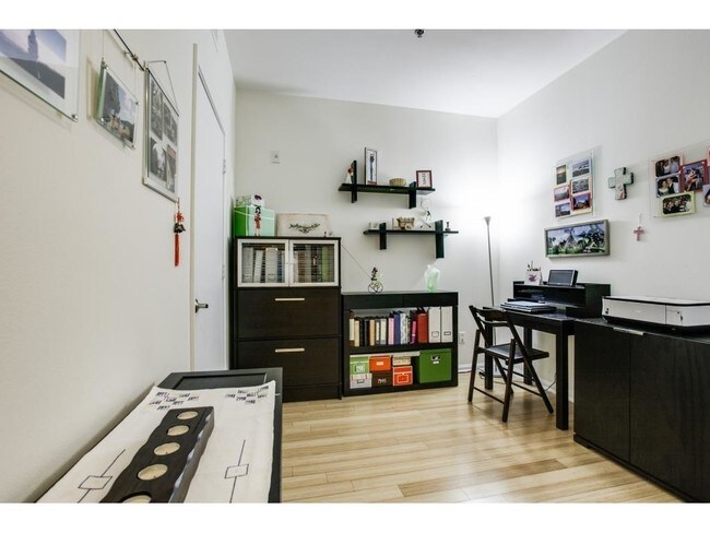 Foto del edificio - 4111 Gilbert Ave