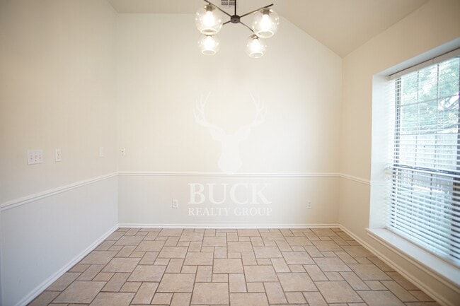 Building Photo - 17408 Zinc Dr