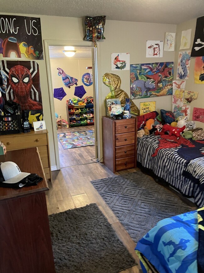Foto del edificio - East County Estates Duplex- 407