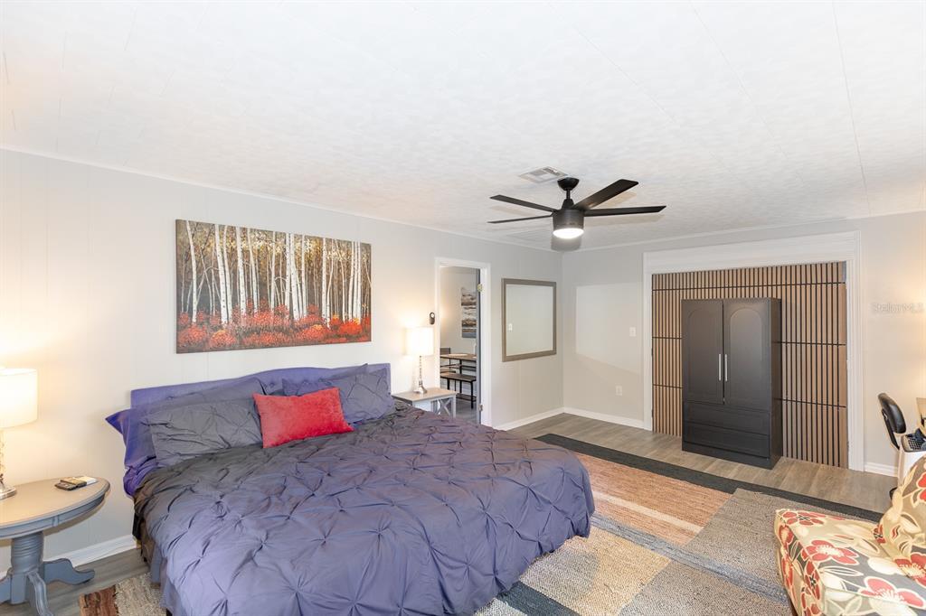 Primary Photo - 107 Iona Ave