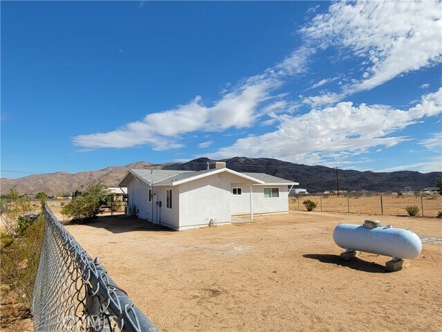 Foto del edificio - 25865 Lancelet St