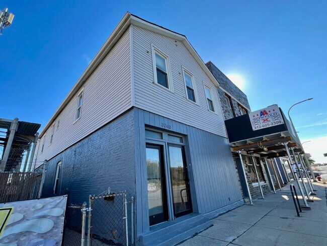 Building Photo - 3043 S Archer Ave