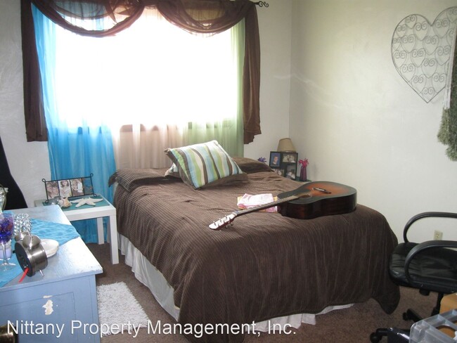 Building Photo - 2 br, 1 bath Apartment - 602-4 Torrey Lane