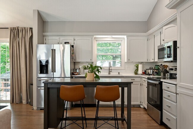 Foto del edificio - 205 SW Craigmont Dr