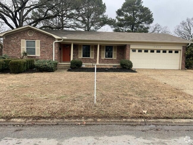 Building Photo - 5813 N Walnut Rd