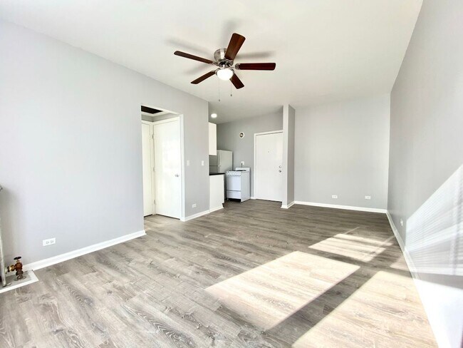 Foto del edificio - 4031 N Kenmore Ave