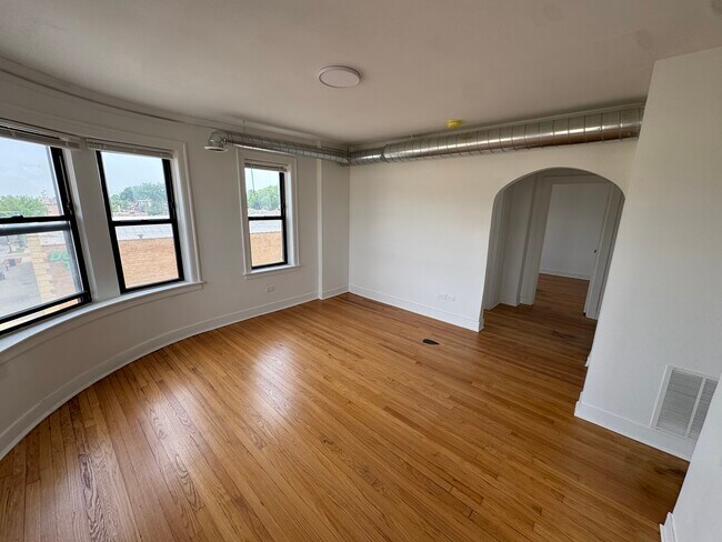 Foto del edificio - 1553 W 94th St