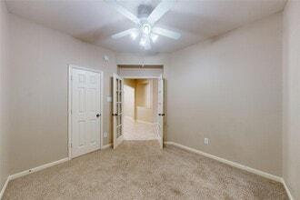 Building Photo - 98 S Regan Mead Cir