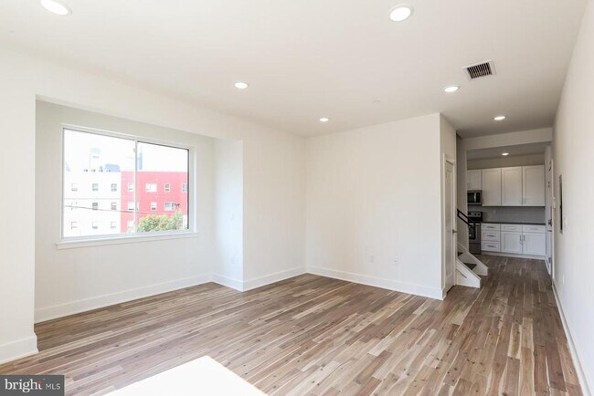 Foto del edificio - 1431 Brown St