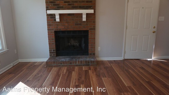 Foto del edificio - 6888 Winchester St