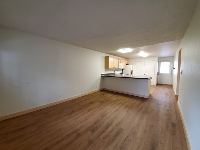 Building Photo - 18021 NE 182nd Ave