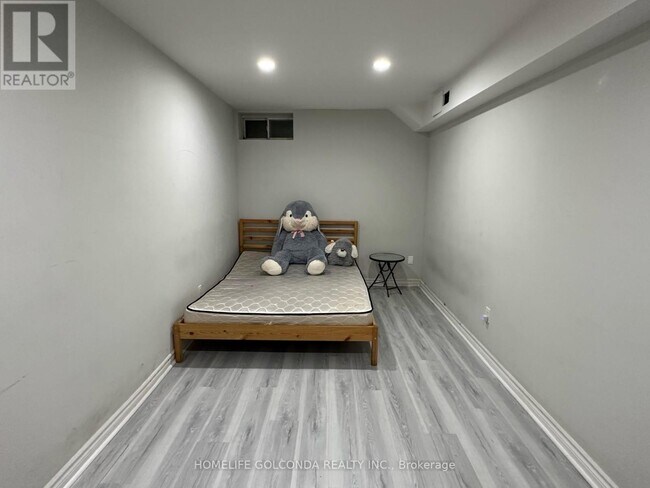 Photo du bâtiment - 37 Halder Crescent