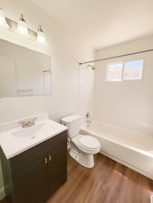 Meadowood Apartments