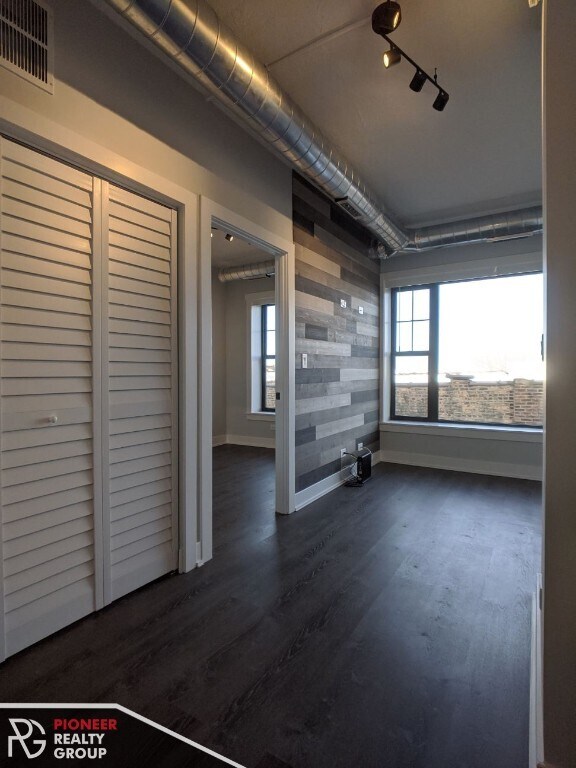 Foto del edificio - 7645 N Sheridan Rd