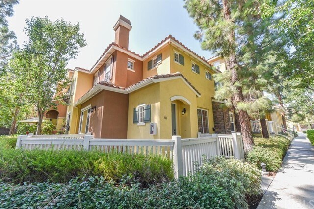 Building Photo - 108 Timberwood