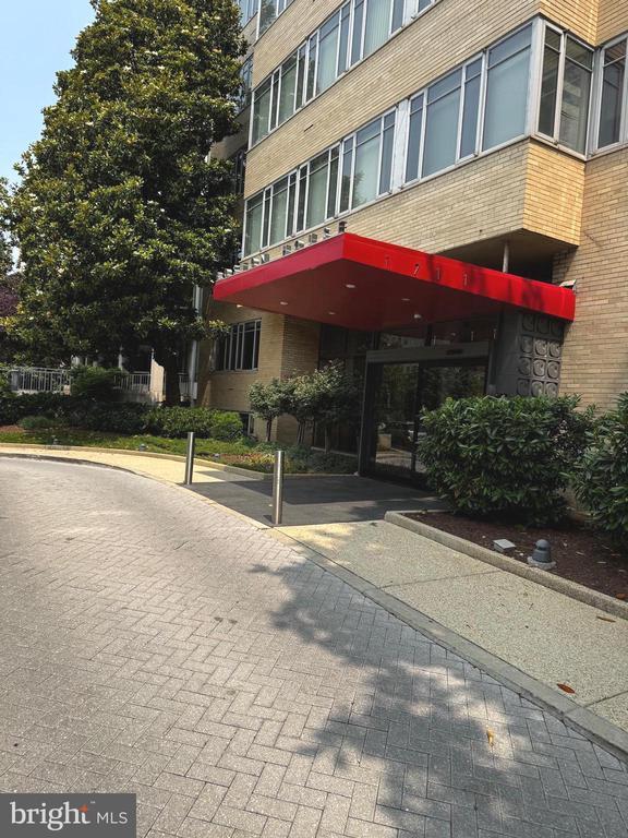 Building Photo - 1711 Massachusetts Ave NW