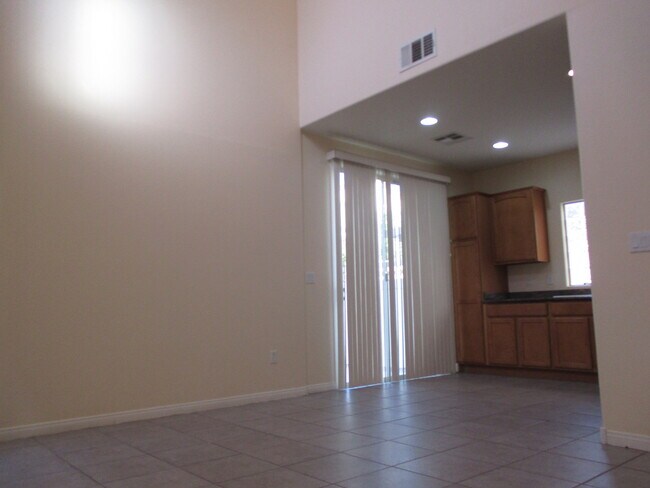 Building Photo - 7561 Holiday Hills St