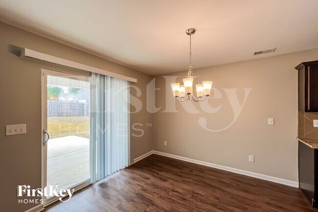Building Photo - 11495 Walden Trce