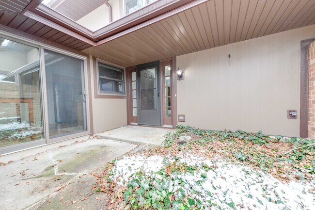 Foto del edificio - 26 Prairie Dr