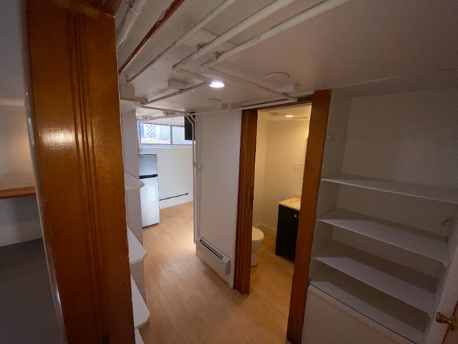 Foto del edificio - 521 S Bryan Ave