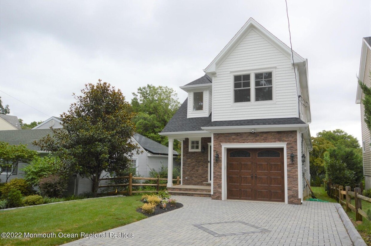 23 3rd St, Rumson, NJ 07760 House Rental in Rumson, NJ