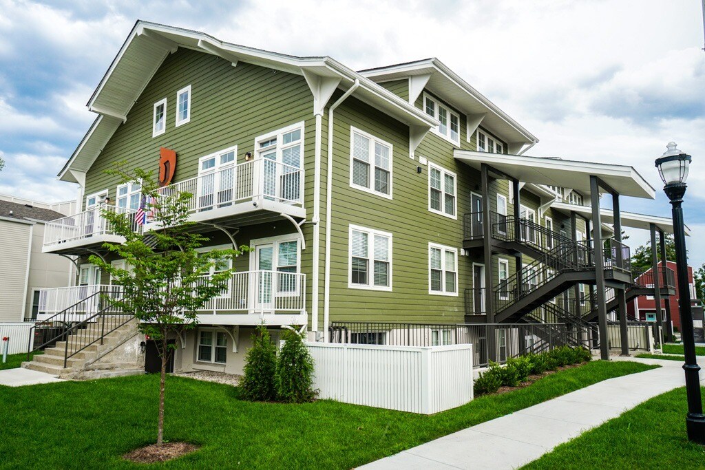 Swiss Village 719 Lynn St Louisville, KY Apartments for Rent in