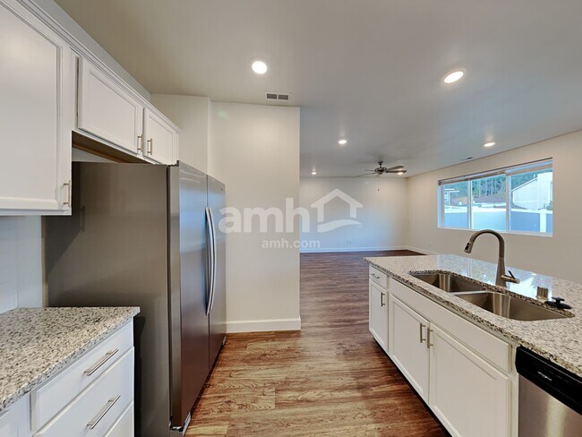 Foto del edificio - 8205 125th St E