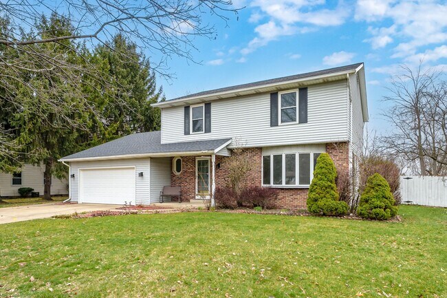 Foto del edificio - 4 Bedroom Home in Richland