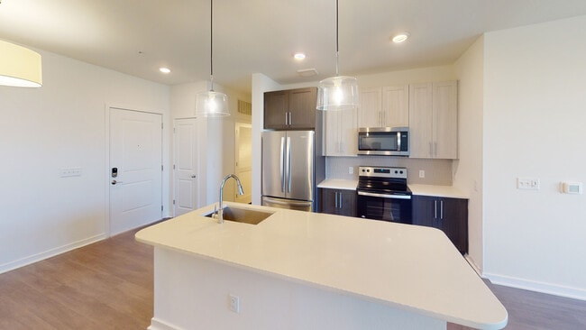 Interior Photo - Essex Luxe Apartments