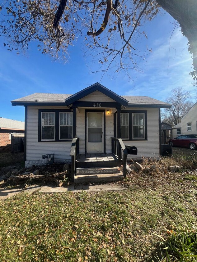 Foto principal - Bright 3-Bedroom Home Near Downtown Wichita