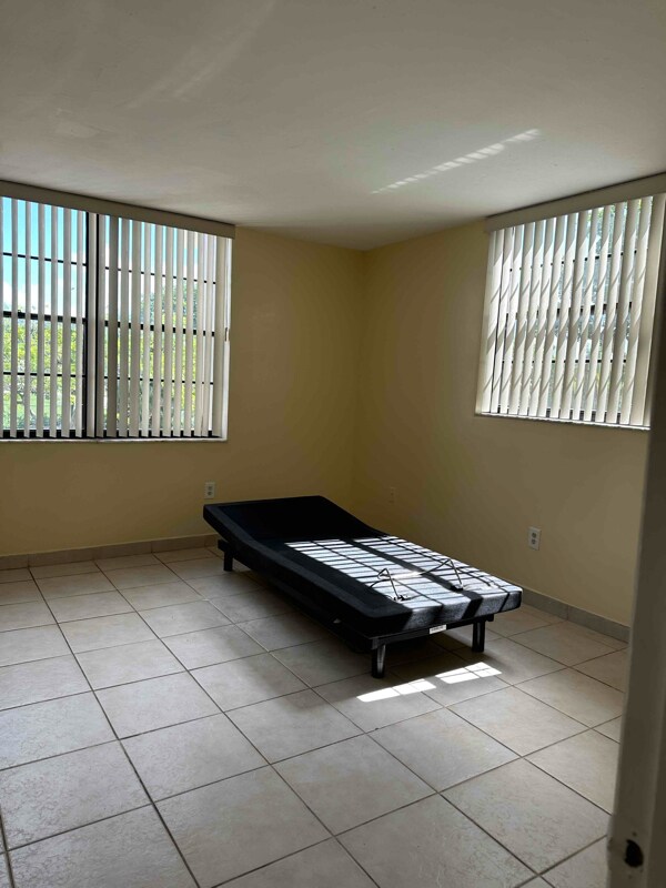 Foto del edificio - 10815 SW 112th Ave