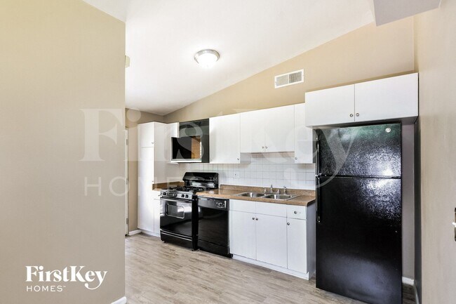 Foto del edificio - 2420 Cherry