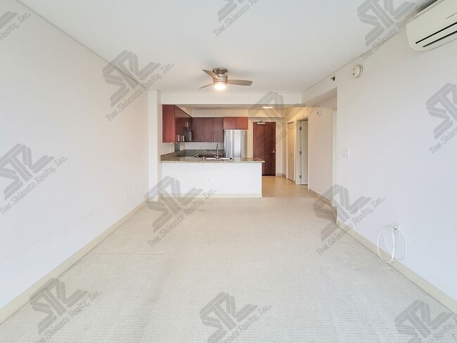 Building Photo - 1BR / 1Bath / 1Pkg - Condo in Kakaako Avai...