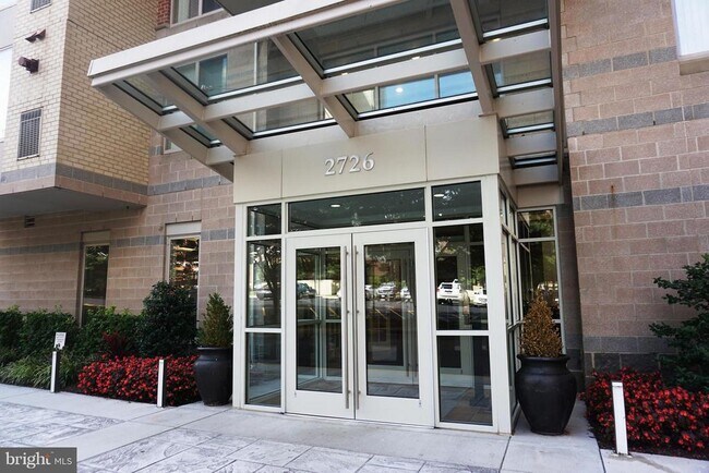 Foto del edificio - 2726 Gallows Rd