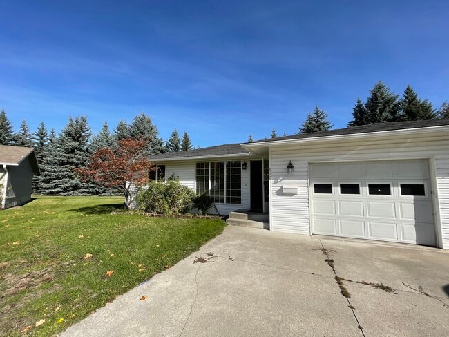 Building Photo - 510 W Horizon Ct