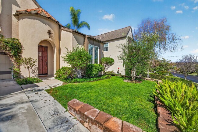 Foto del edificio - Elegant Summer Rental in Carmel Valley | Fully Furnished