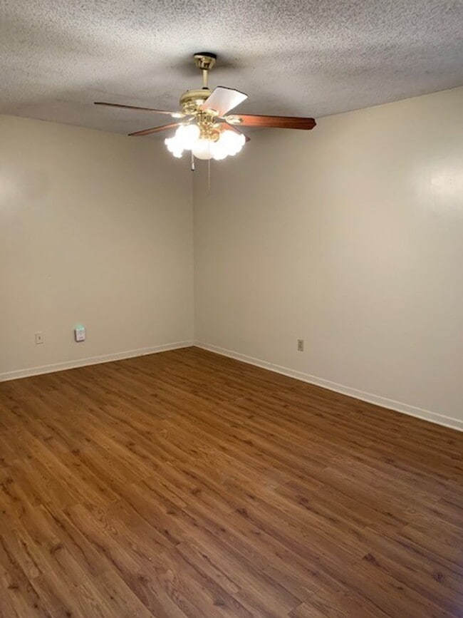 Foto del edificio - 3BD/2B located in Valdosta city limits.