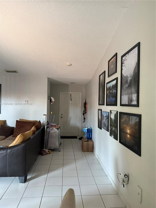 Foto del edificio - 4832 SW 152nd Ct