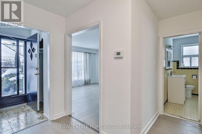 Photo du bâtiment - 104 Crestwood Rd