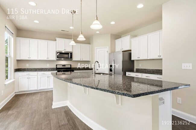 Building Photo - 115 Sutherland Dr