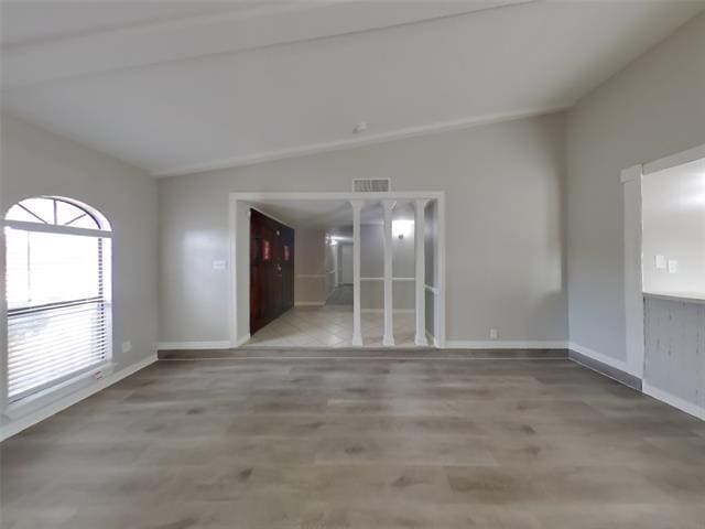Building Photo - 414 Hemlock Dr
