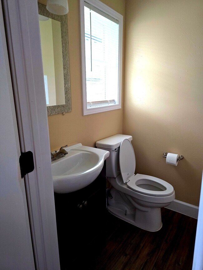 Foto del edificio - 2023 Barnsley Ln