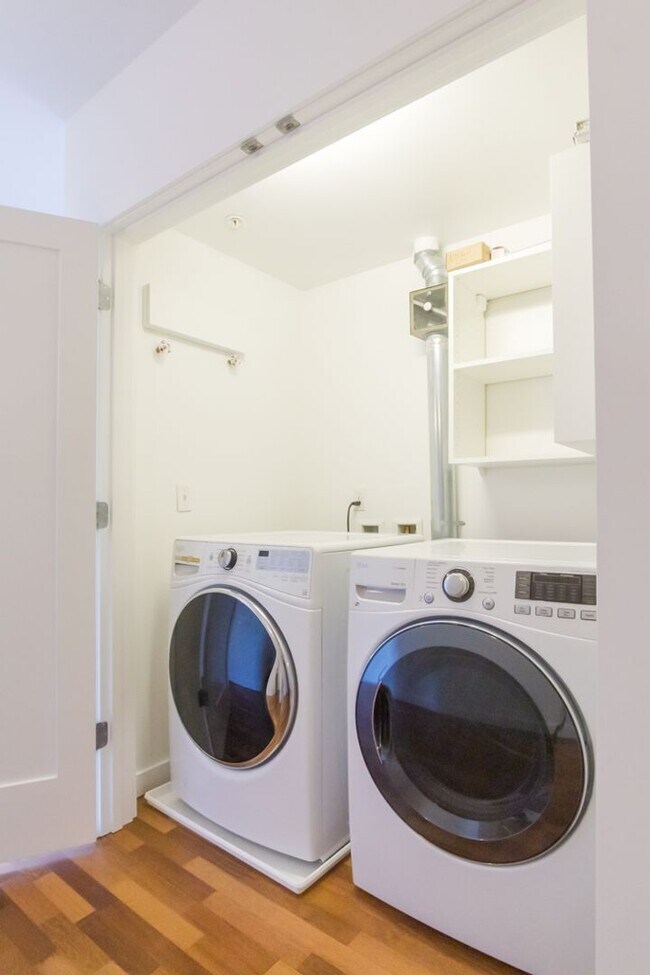 Foto del edificio - 2Bd/2Ba Seattle Condo