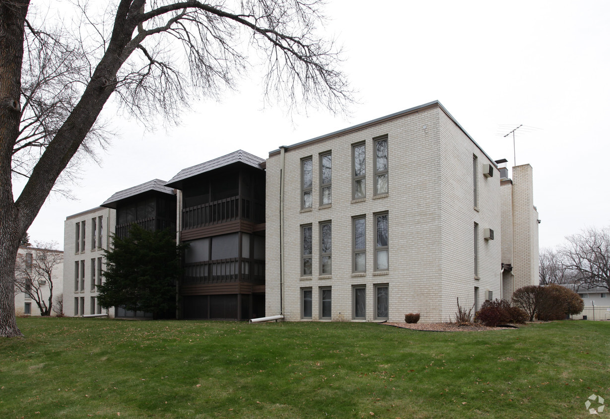 Building Photo - Southdale Gardens Apartments