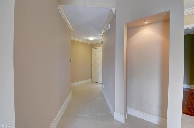 Foto del edificio - 2 br, 2 bath Condo - 23181 Fountain Vw Apt A