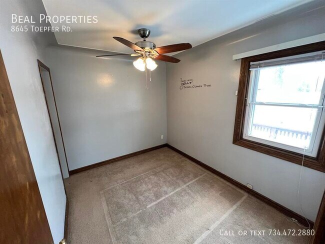 Building Photo - 8645 Toepfer Rd