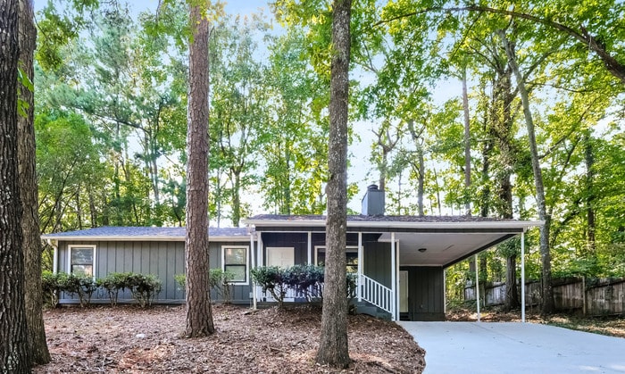 Primary Photo - 5205 Birdlake Dr NW