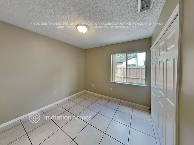 Foto del edificio - 16122 SW 79th Terrace
