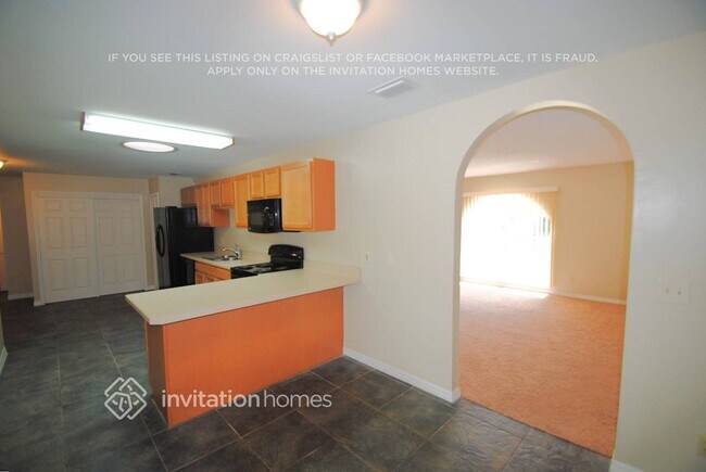 Building Photo - 829 Pembroke Ave NE