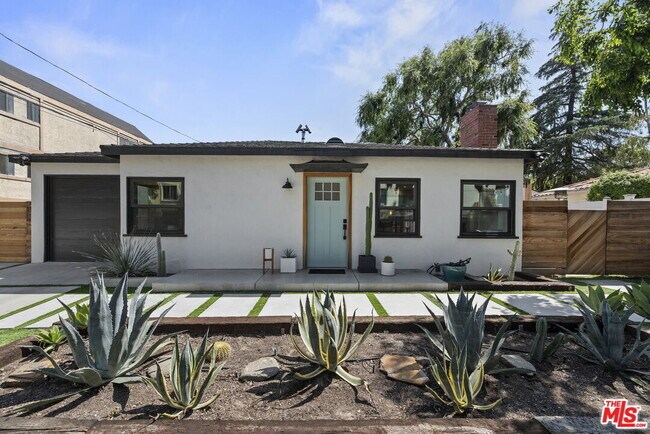 Foto del edificio - 10868 Weddington St